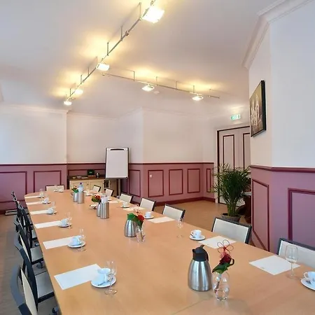 Kasteel Geulzicht 酒店 4*