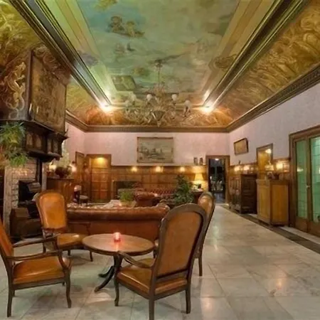 Hotell Kasteel Geulzicht 4*