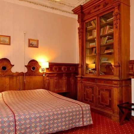 Kasteel Geulzicht 4* Maastricht