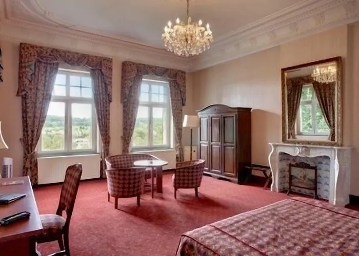 Kasteel Geulzicht 4* Maastricht