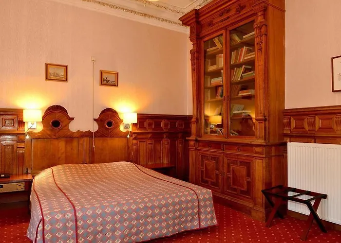 Kasteel Geulzicht 4* Maastricht